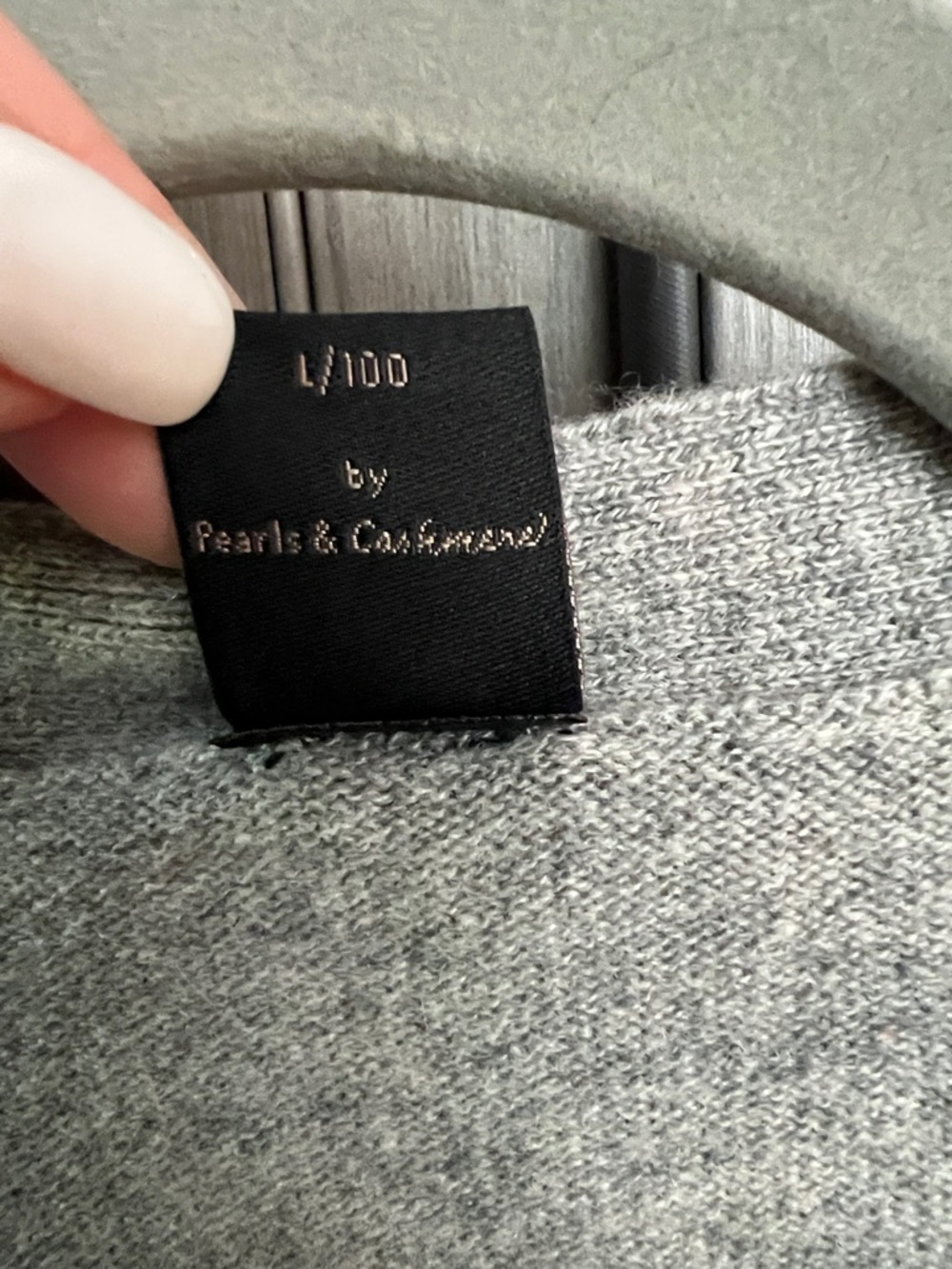 100% cashmere BYPAC heather gray cardigan L - Picture 4 of 8
